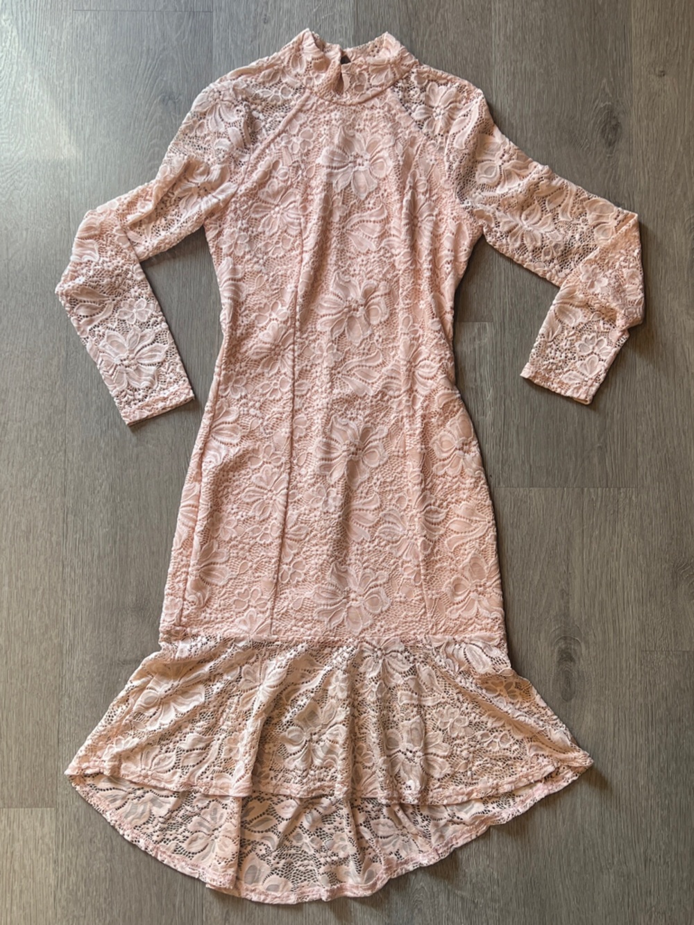 VENUS Blush Pink Long Sleeve Lace Mermaid Dress